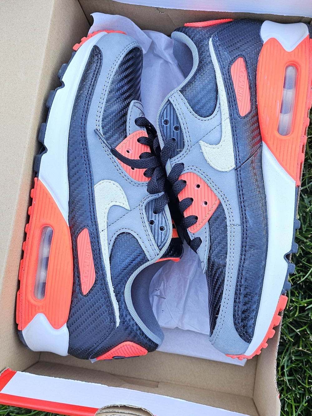 Nike Air Max 90 Sneakers - Grey, Black Carbon Fiber & Red from JAPAN